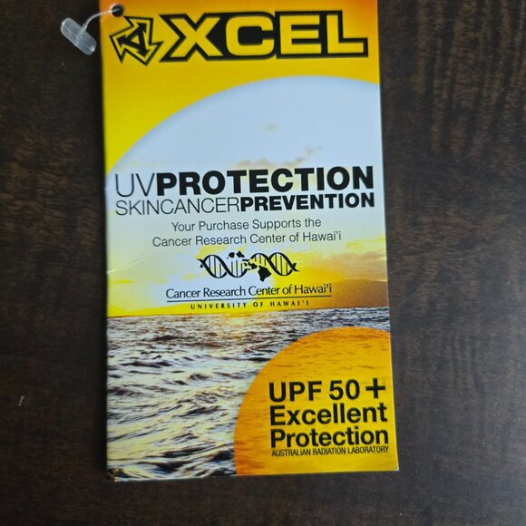 XCel Shortsleeve Kid's Surf Swimming Shirt Red 40529 NWT - Picture 9 of 12